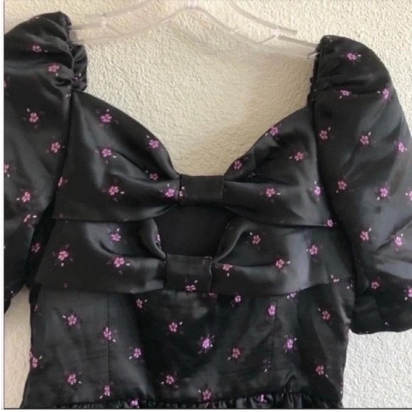 Gal Meets Glam Maude Daisy Floral Bow Mini Dress - Picture 5 of 7